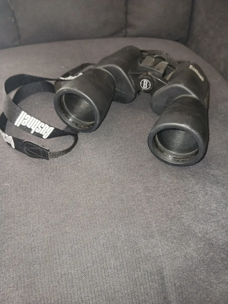 Bushnell Binoculars thumbnail