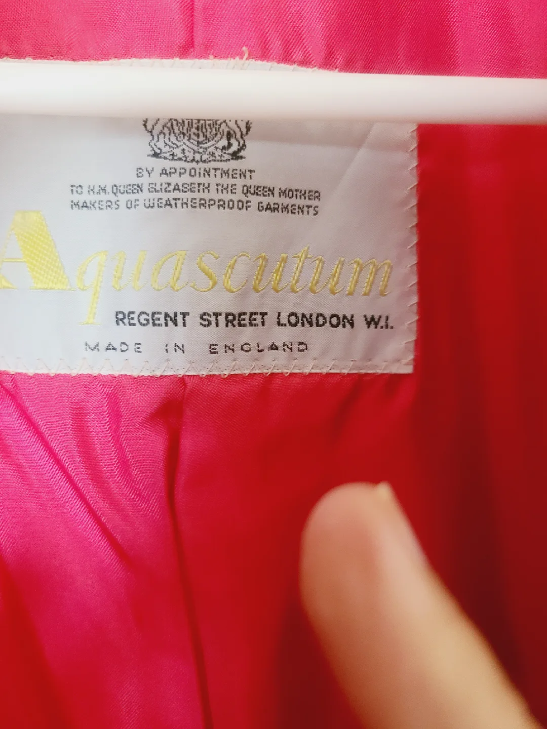 Vintage 1960's Luxury English Aquascutum Coat image indicator(2)