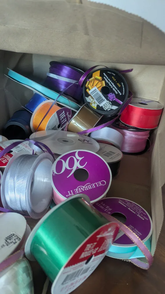 Bag of Assorted Riboons image indicator(3)