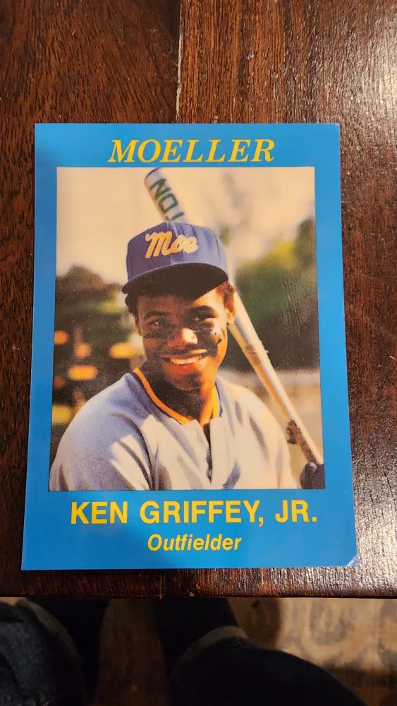 Ken Griffey Jr. Baseball Card thumbnail