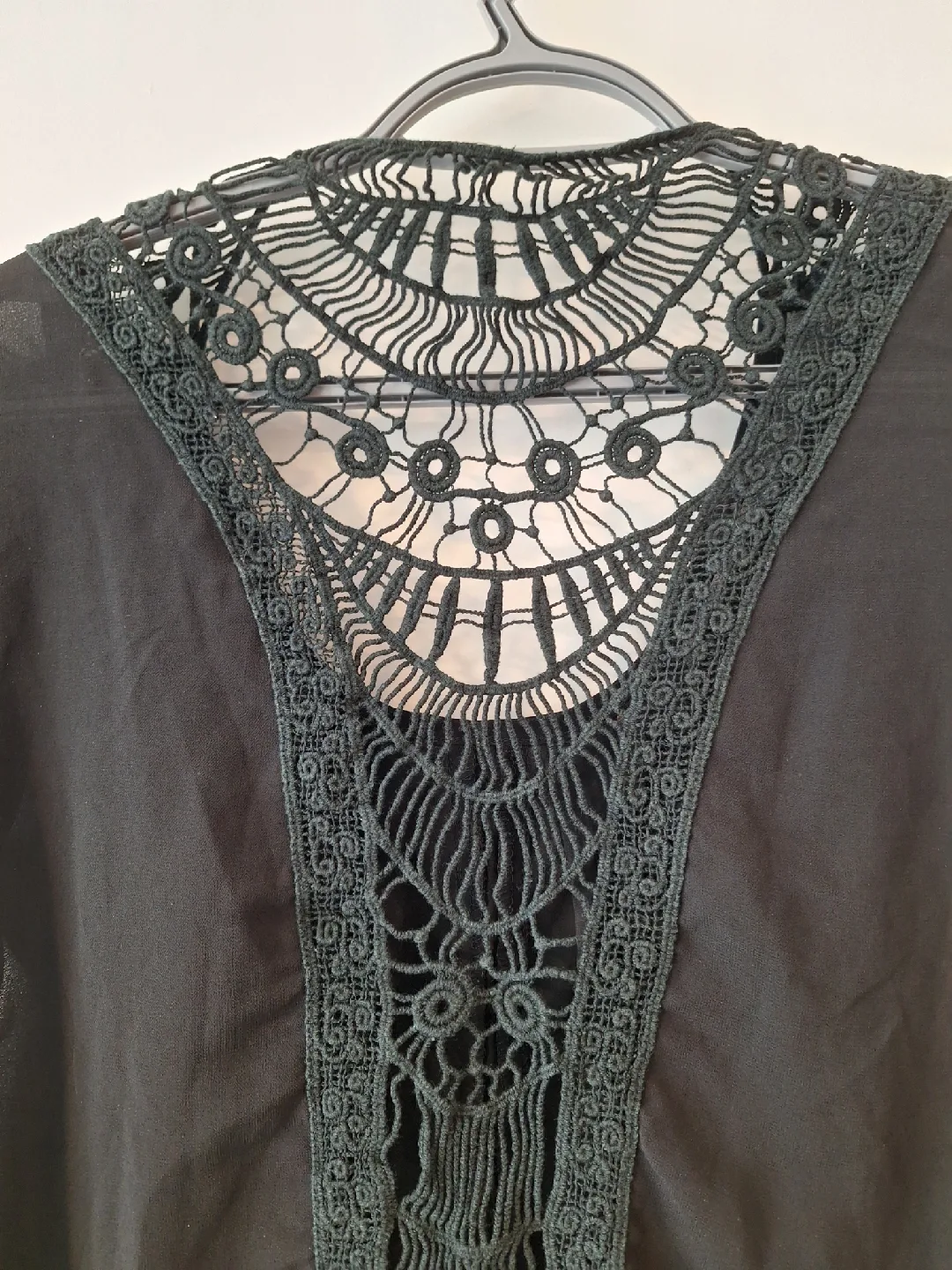 ESTAM Black Lace Back Blouse sz Med image indicator(4)