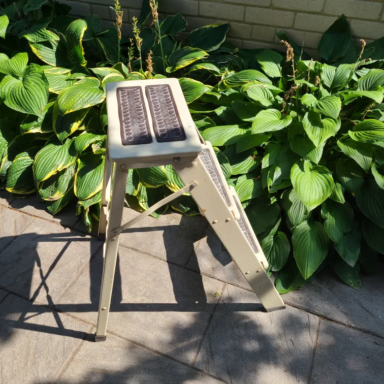 Folding metal Step Stool for $10 thumbnail