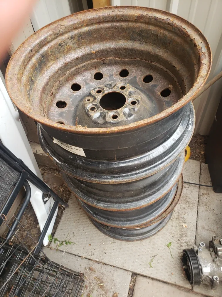 Set of 4 Steel Wheels 16x6.5 image indicator(3)