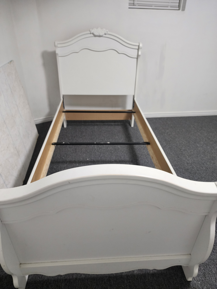 Twin White Bed Frame - photo 2