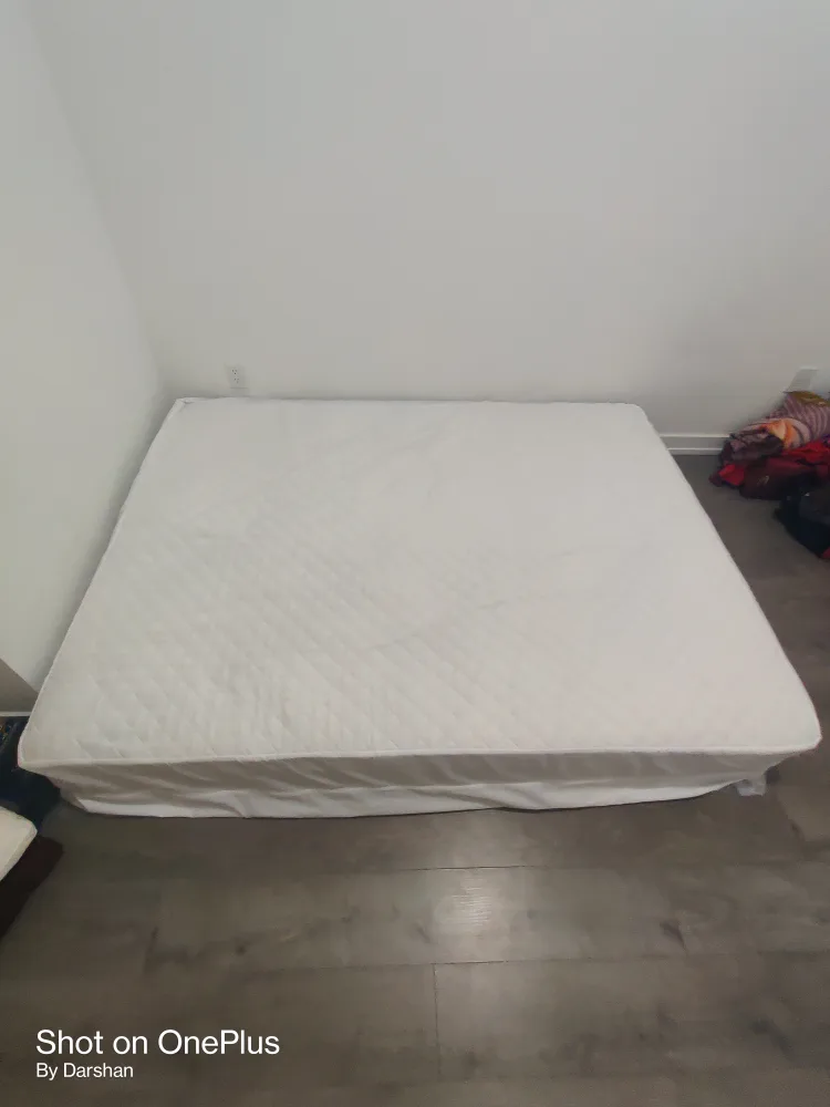 Brand new rarely used white mattress image indicator(5)