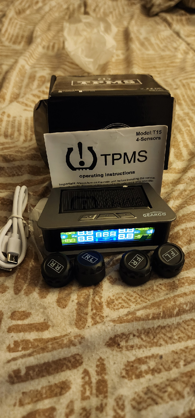 GEARGO TPMS  4-Sensor Tire Pressure Monitor