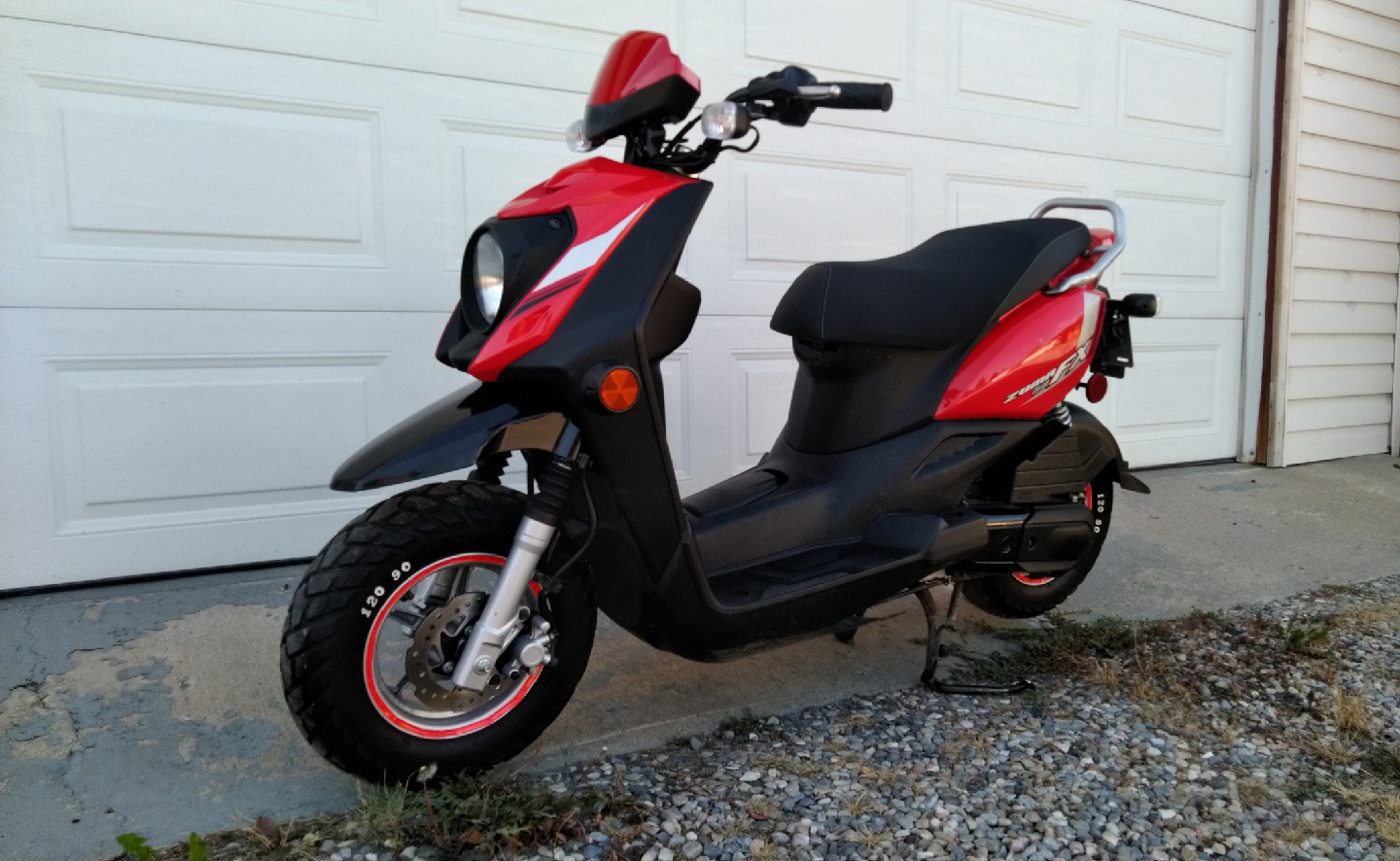 2018 Yamaha Zuma 50cc Fuel Injected + Extras - photo 5