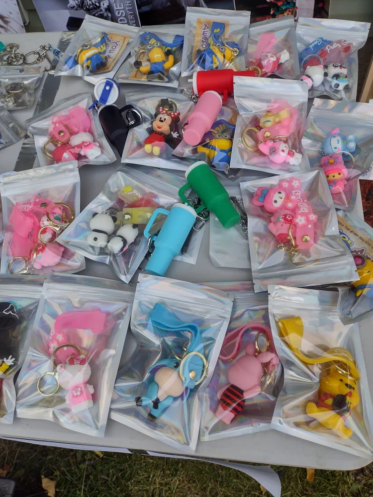 Bulk Handmade Pocket Hugs and keychains image indicator(5)