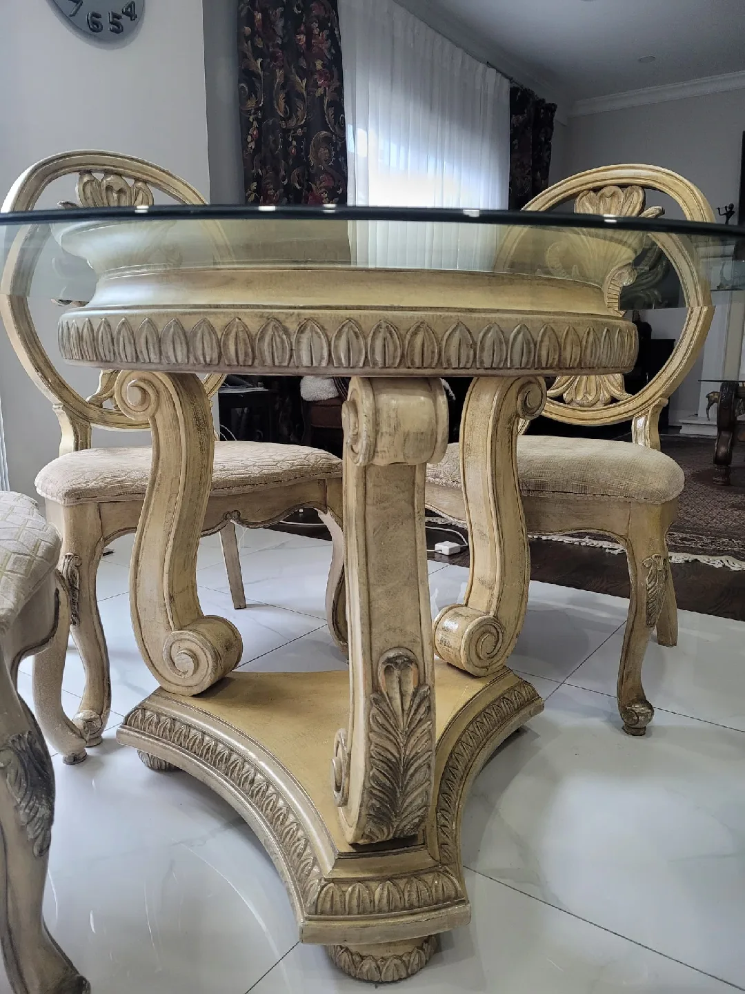 Elegant Glass Dining Table with 5 Chairs – 2 glass tops image indicator(3)