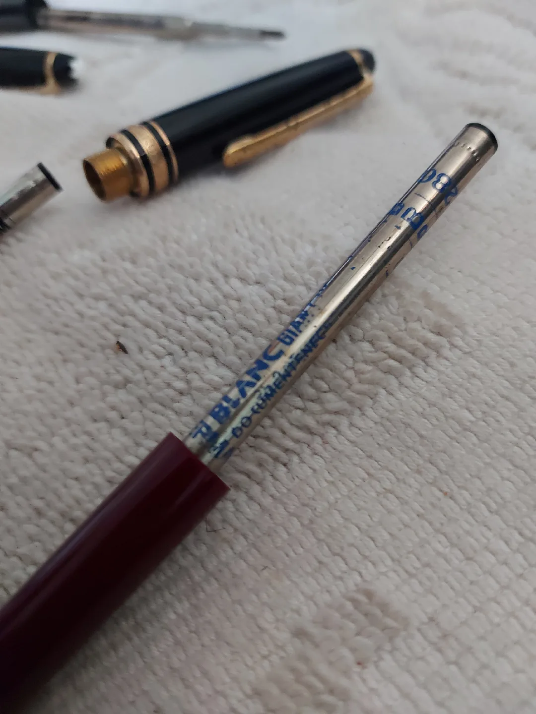 Montblanc Pen Set image indicator(4)