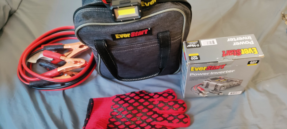 Ever Start emergency road kit and invertor