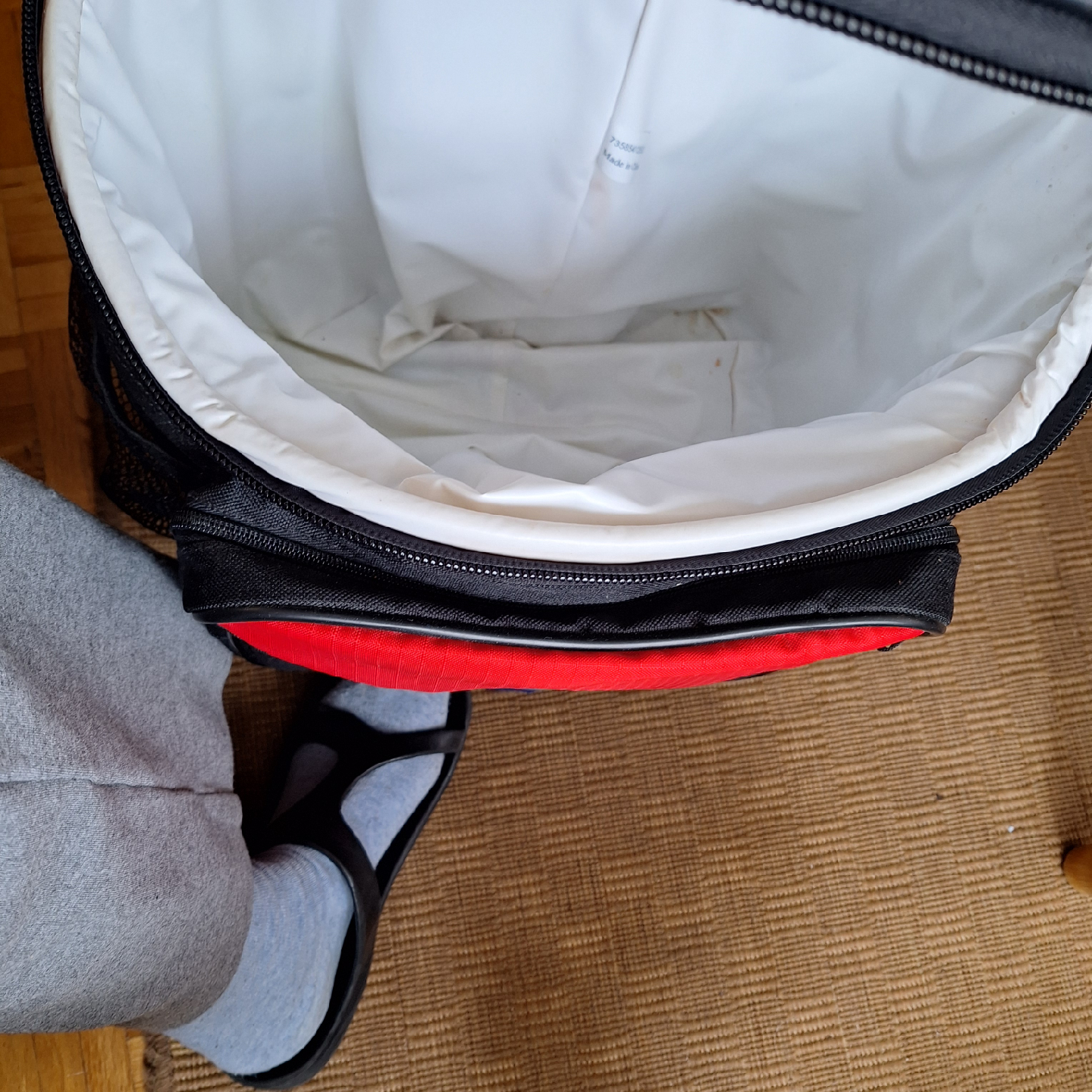 Red & Black Wheeled Insulated Cooler Bag - photo 3