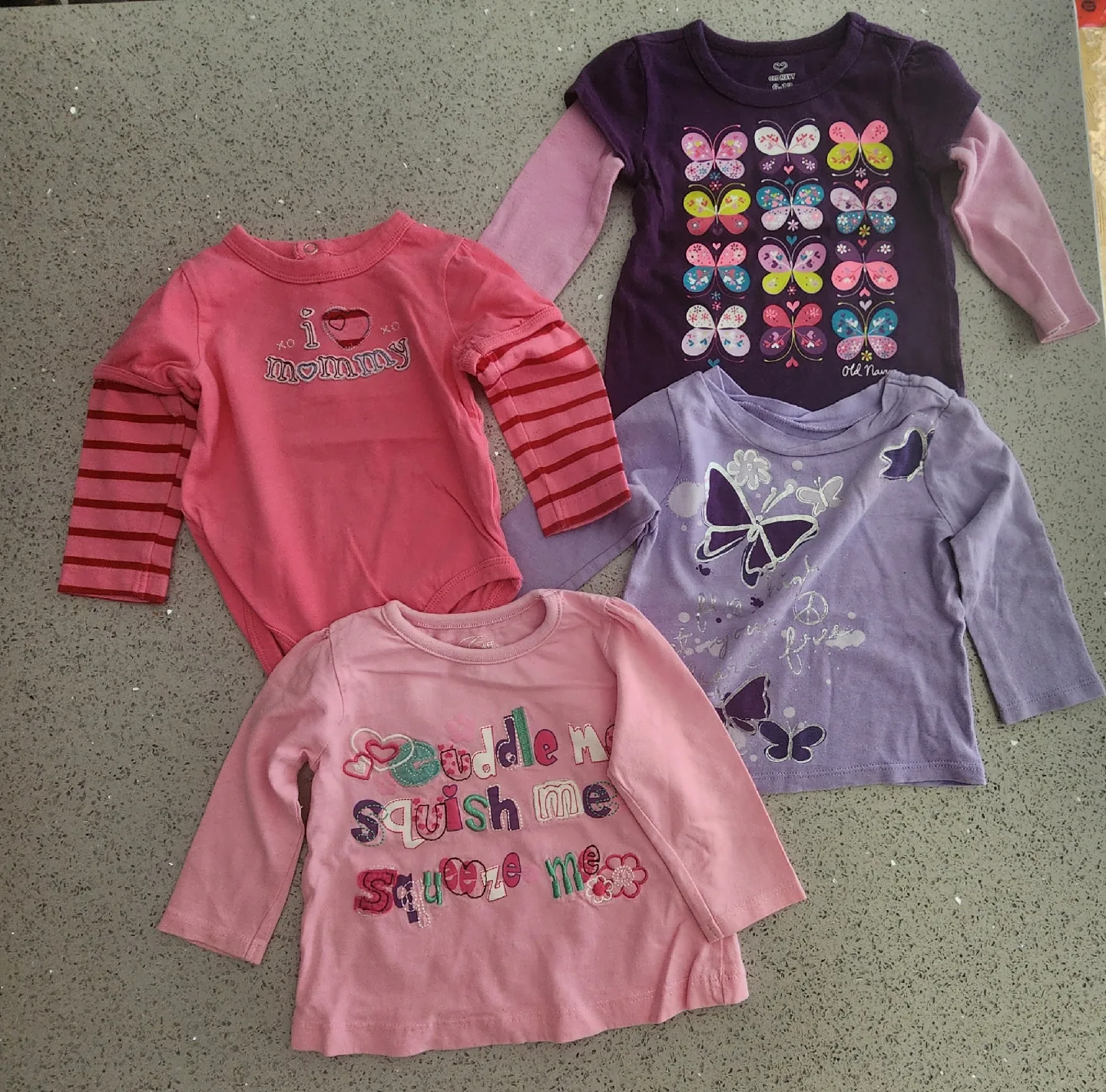 Bundle of baby girl clothes Size 6-12 months