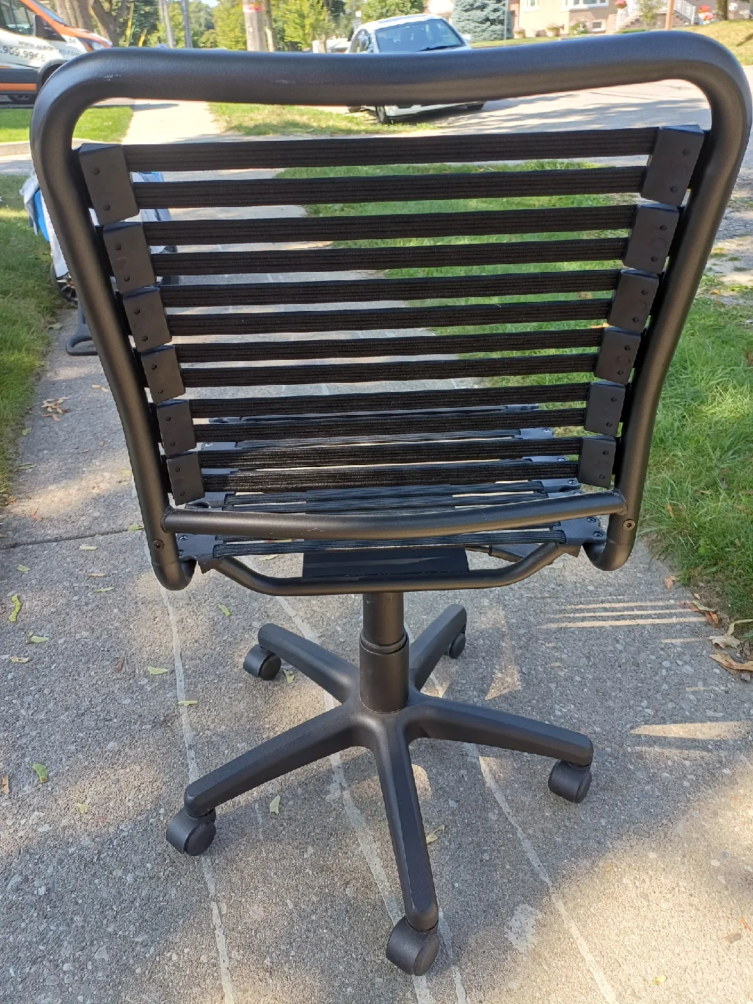 🥕 Euro TWIG720 12540BLK Black Office Chair, Bungee Cord 🥕 image indicator(2)