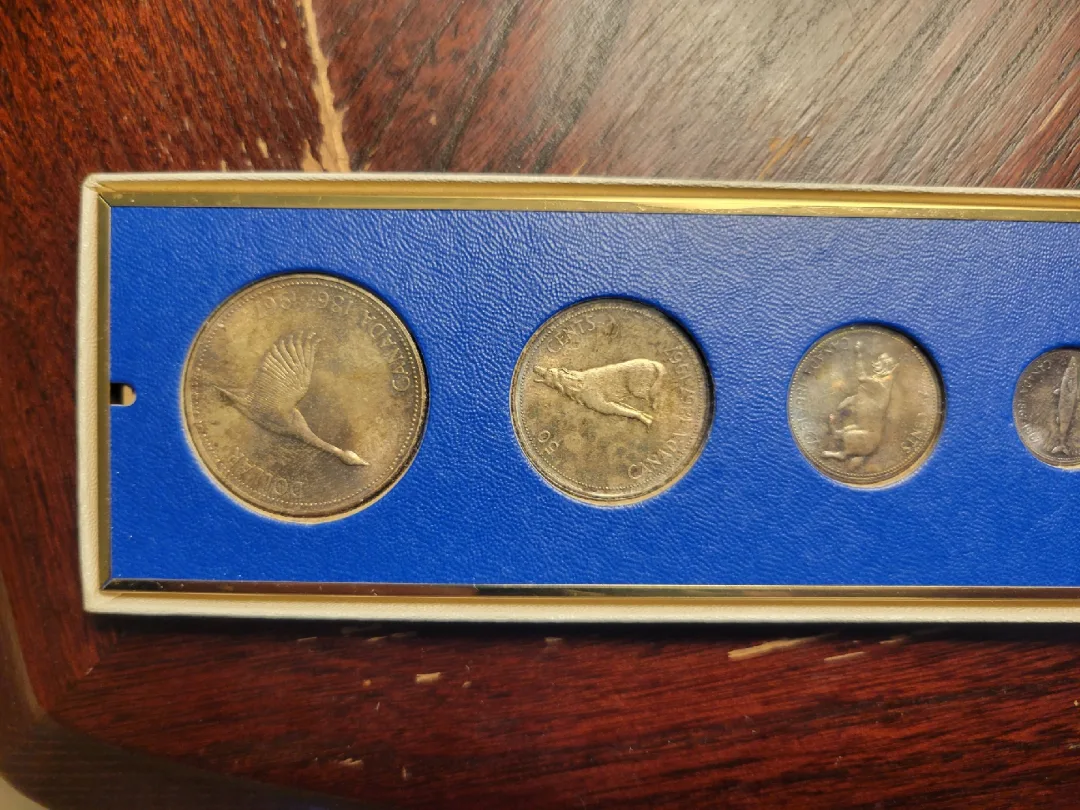 Canada 1967 Centennial Coin Set image indicator(2)