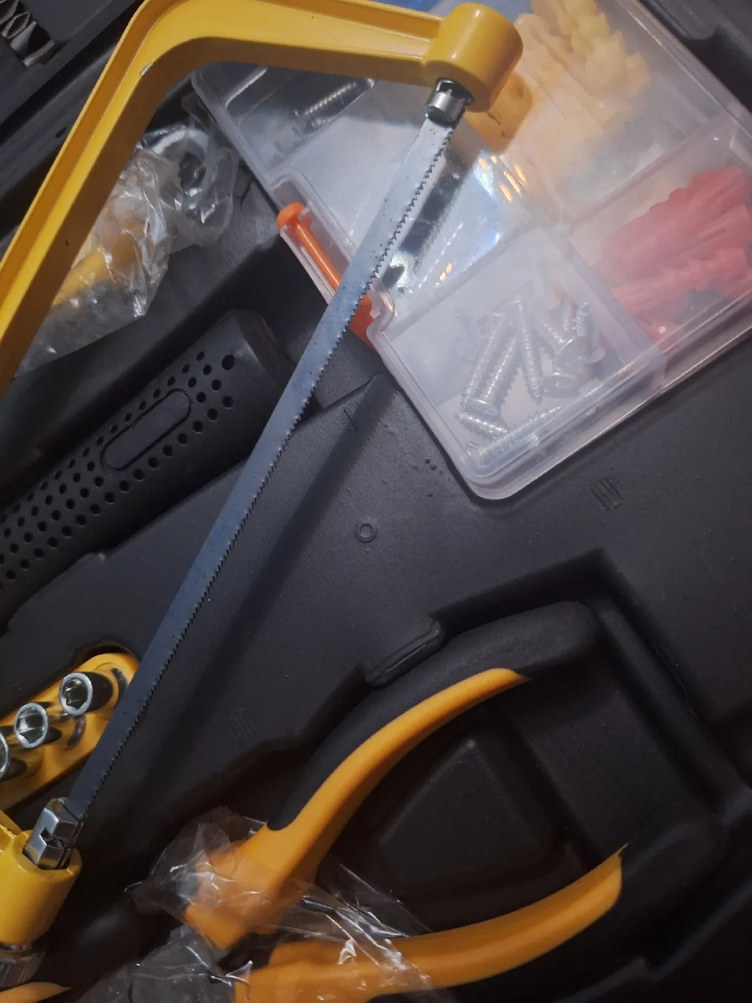 NEW 103-pce Tool Set with Case 🔨 image indicator(5)