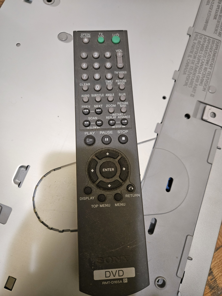 Sony SLV-D350P DVD/VCR Combo Player - photo 5