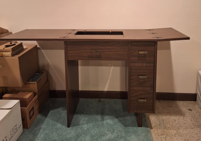 Sewing Machine Cabinet/Desk image indicator(3)