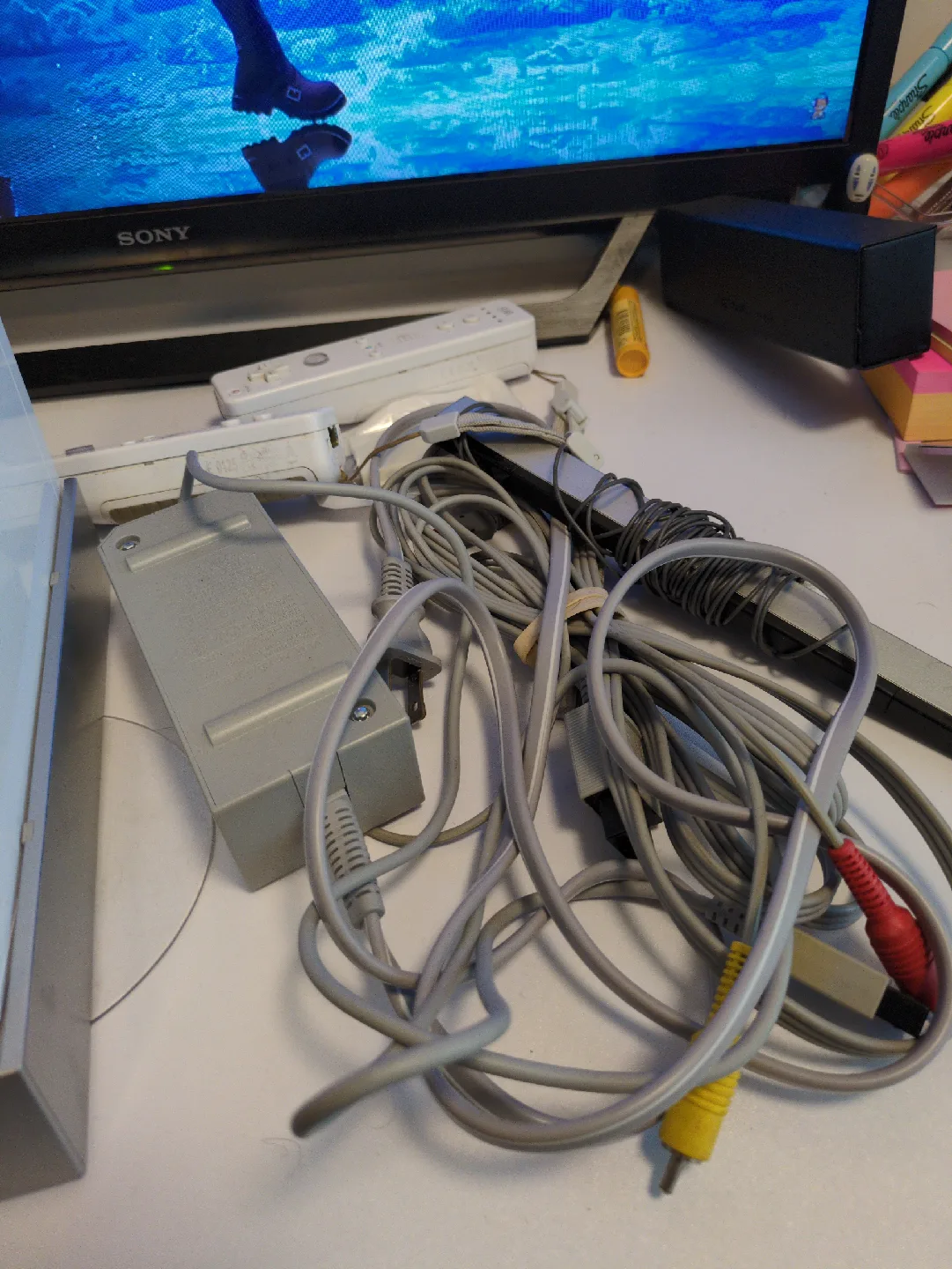 Nintendo Wii Console with Accessories image indicator(3)