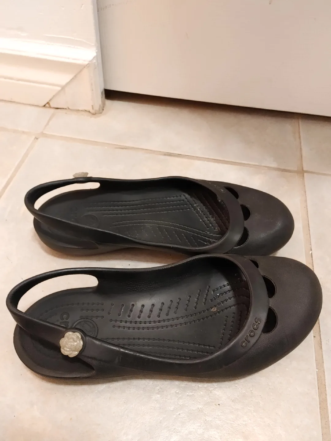 Crocs Black Slingback Flats size 8 thumbnail