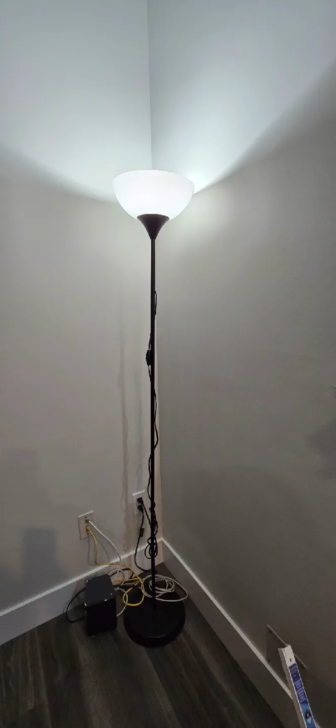 Black Torchiere Floor Lamp image indicator(3)