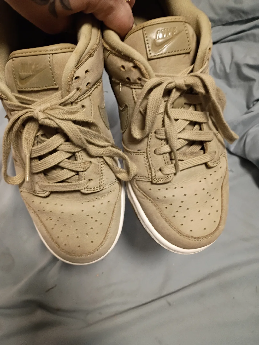 Nike Dunk Low Olive Green Shoes image indicator(2)