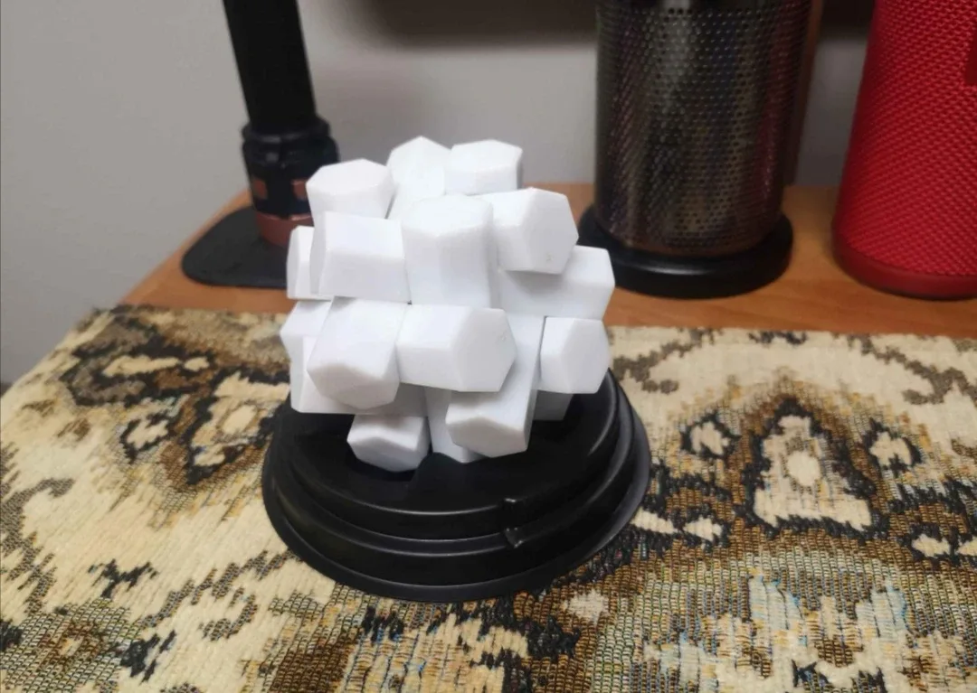 💎 Hectix Crystal Puzzle Display Ornament ~ White image indicator(5)