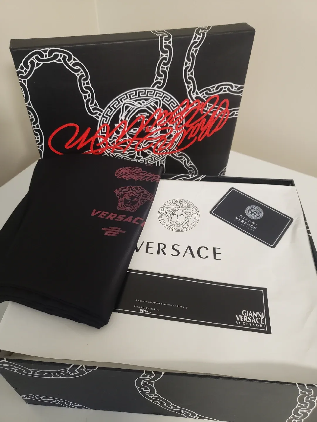 Versace Trigreca Size 38 image indicator(8)