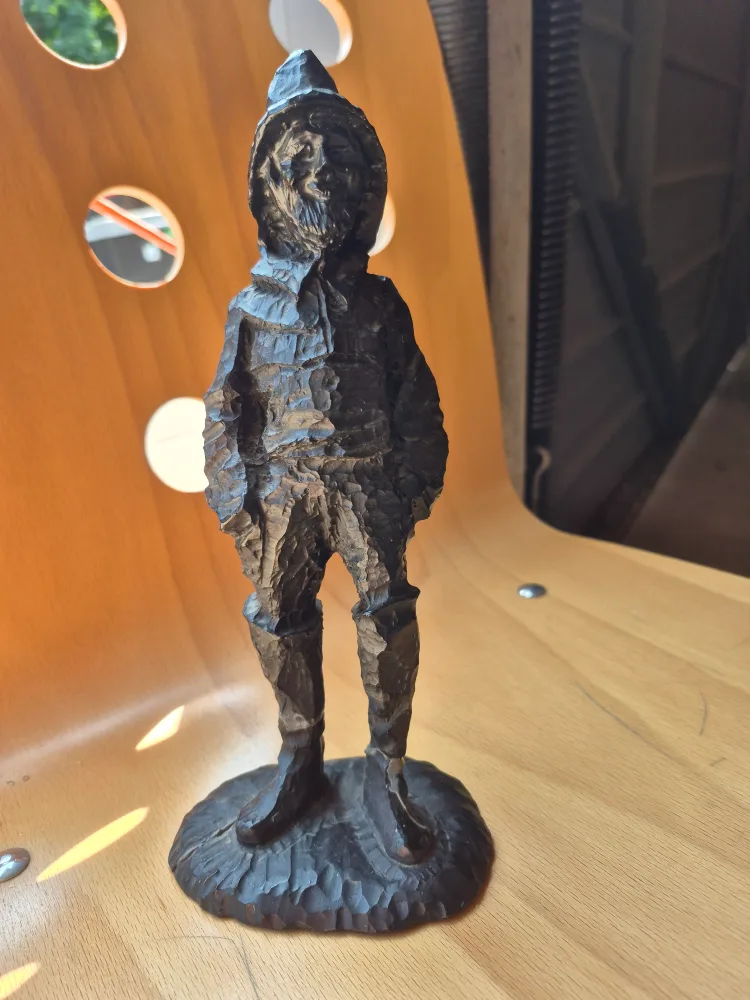Handcrafted Canadian Coal Figurine thumbnail