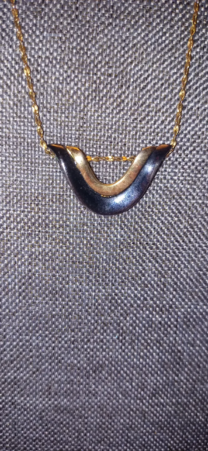 Vintage Piscitelli Gold Tone Necklace with charm image indicator(2)