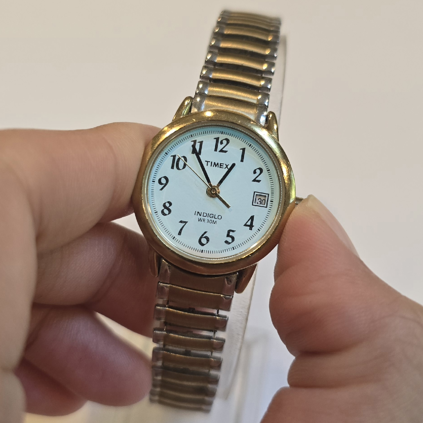 Timex Indiglo Quartz Watch - photo 3