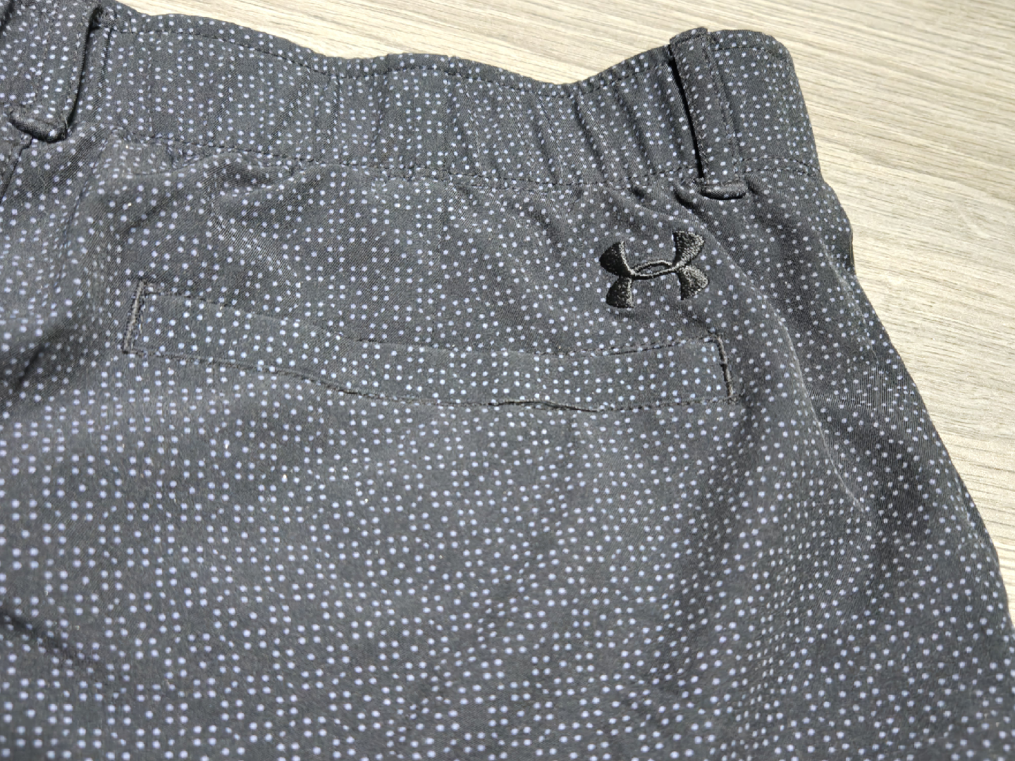 Under Armour HeatGear Fitted Shorts - Size 6 - photo 3