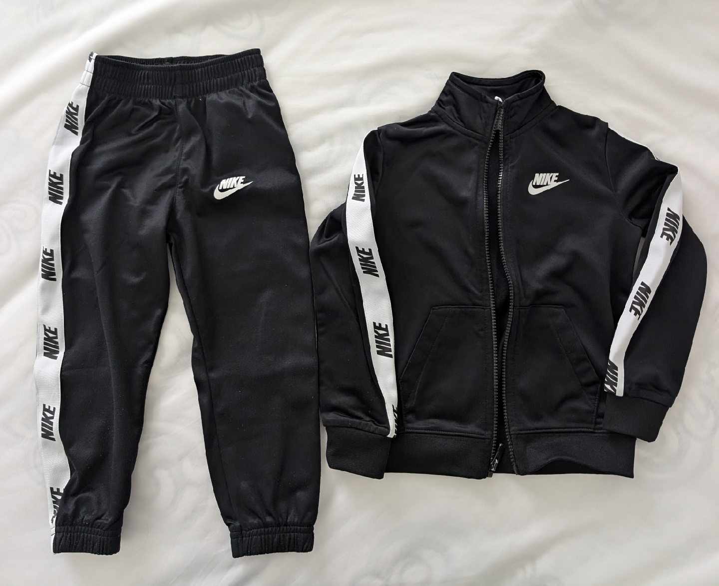 Nike Tracksuit Set - Size 4T