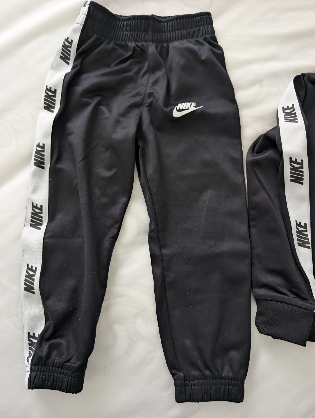 Nike Tracksuit Set - Size 4T - photo 3