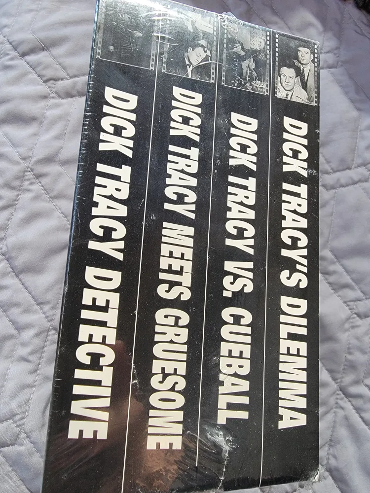 Dick Tracy Video Pack - 4 Movies on VHS image indicator(2)