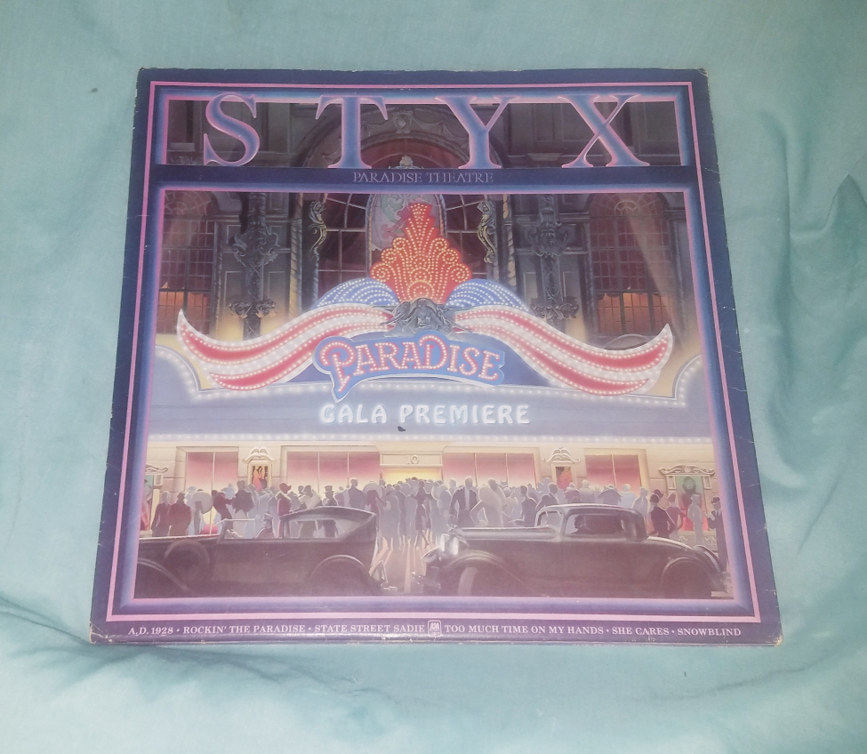 Styx Paradise Theater Gatefold Laser Etched VG+ Vinyl - photo 2