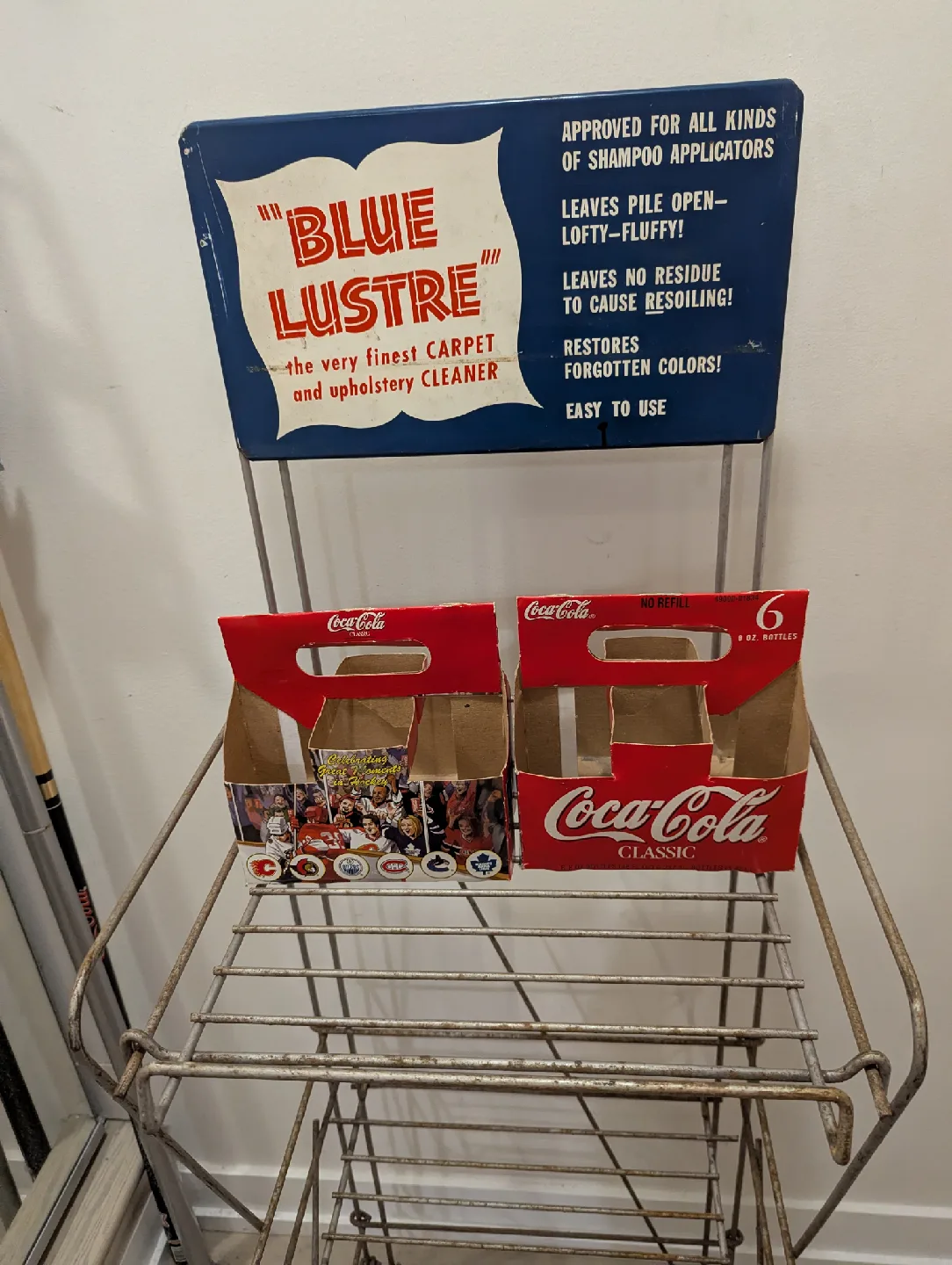 Vintage Blue Lustre Foldable Carpet Cleaner Display Rack image indicator(2)