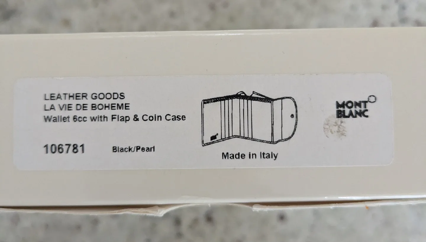Mont Blanc Italian black leather wallet image indicator(6)