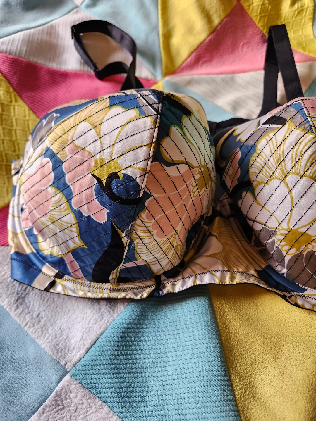 NWT SavageXFenty 46DDD bullet bra image indicator(2)