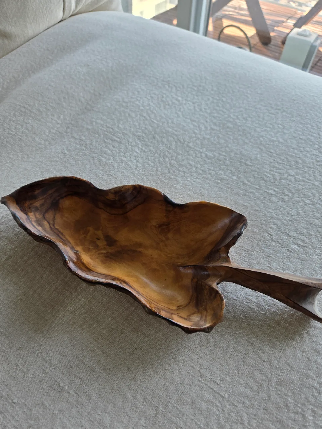 Wooden Leaf-Shaped Serving Tray thumbnail