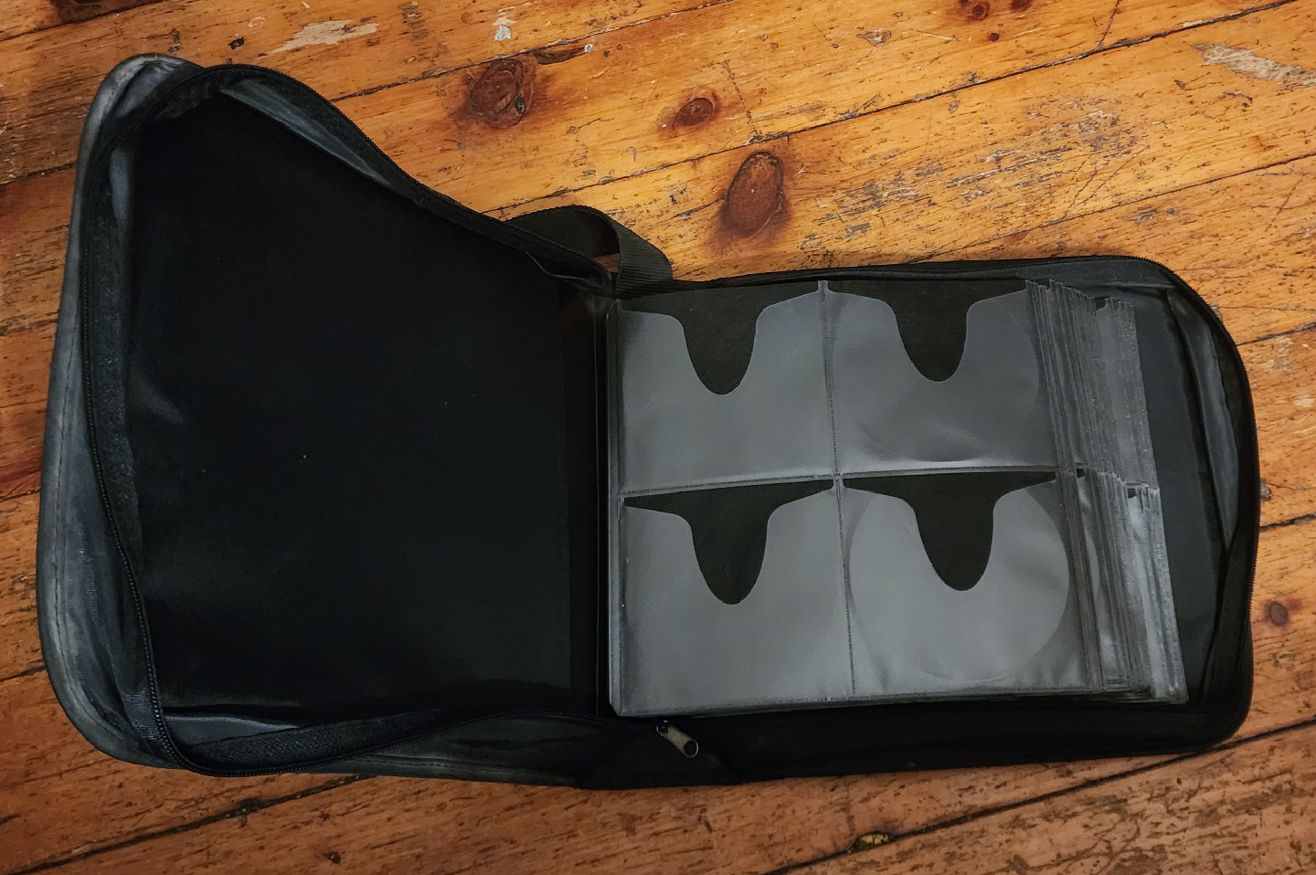 CD/DVD Carrying Case 🥕 - photo 4