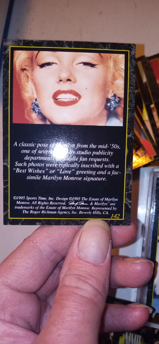 1995 Vintage Marilyn Monroe Trading Cards - MMII image indicator(4)