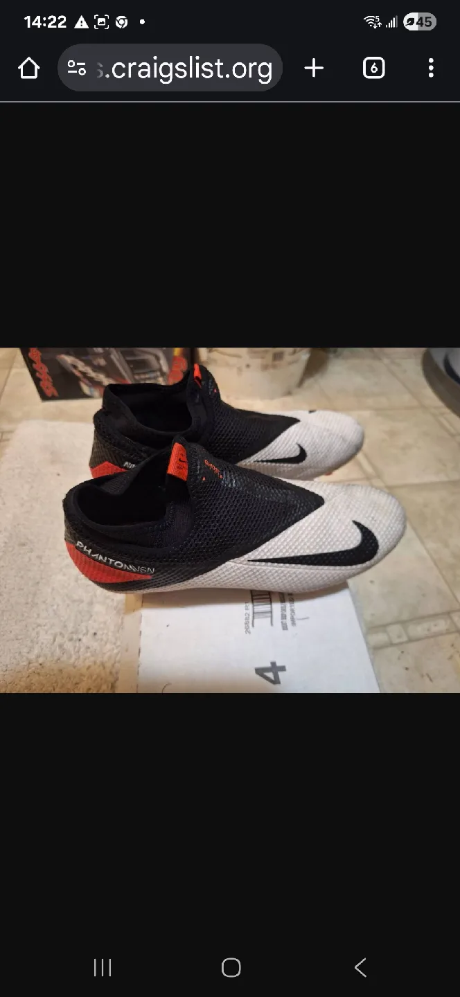 Nike Phantom GT2 Academy DF Soccer Shoes image indicator(3)