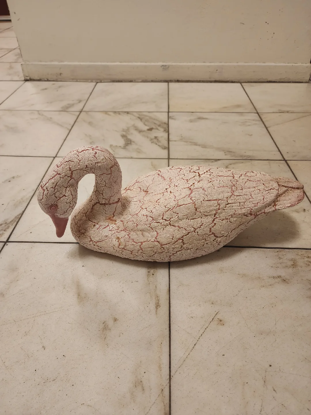 Decorative Swan Figurine image indicator(2)