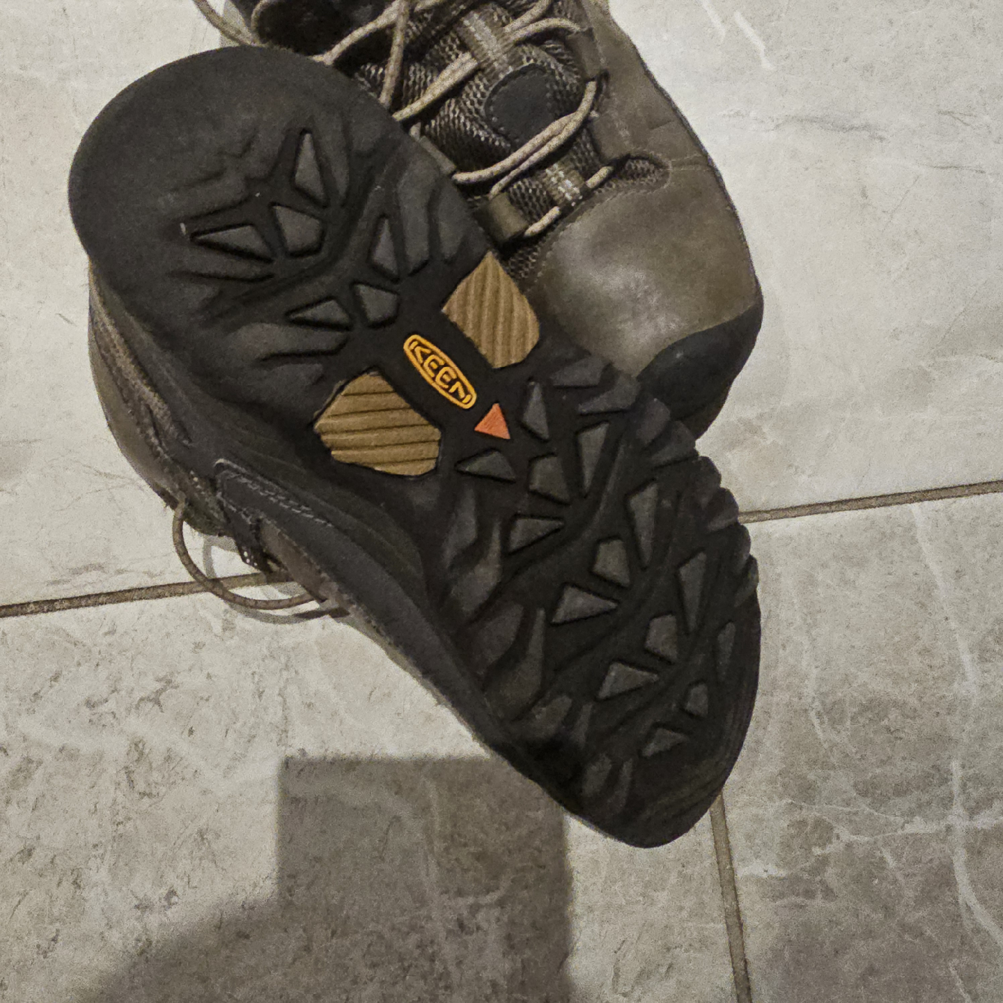 Keen Hiking Boots - US Size 3 - photo 4