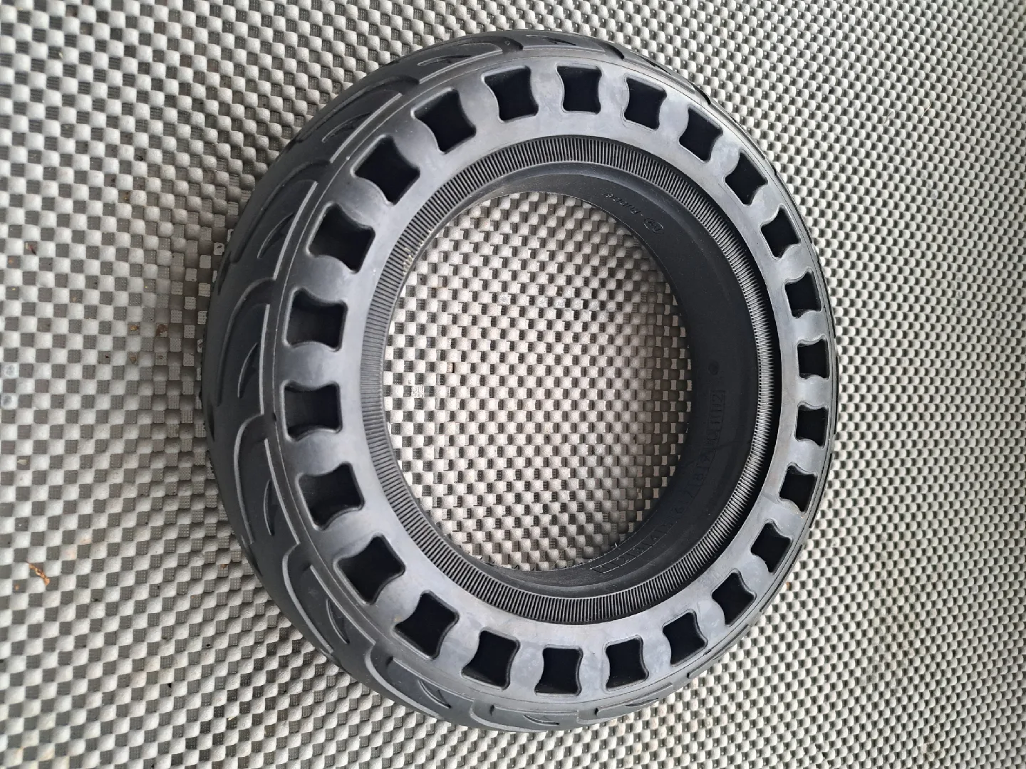 10.5" TIAR Tire - Scooter Replacement thumbnail