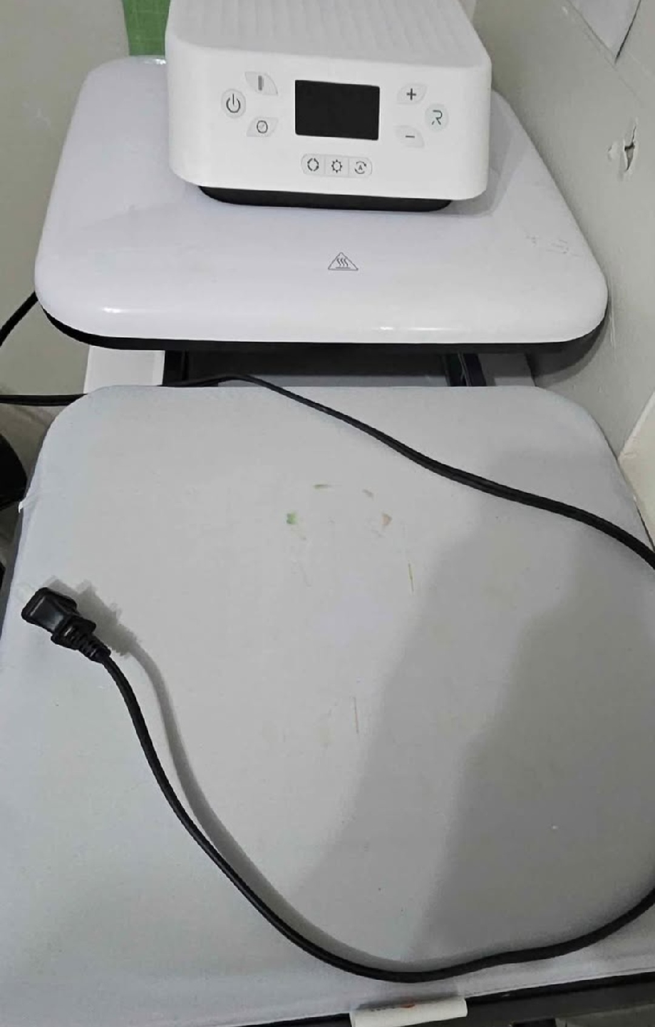 HTV Heat press + More - photo 3