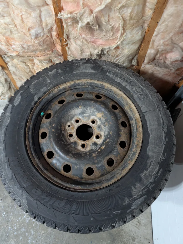 (4)-215/70R16 Winter Tires On Steel Rims Off 2017 Mitsubishi Rvr image indicator(8)