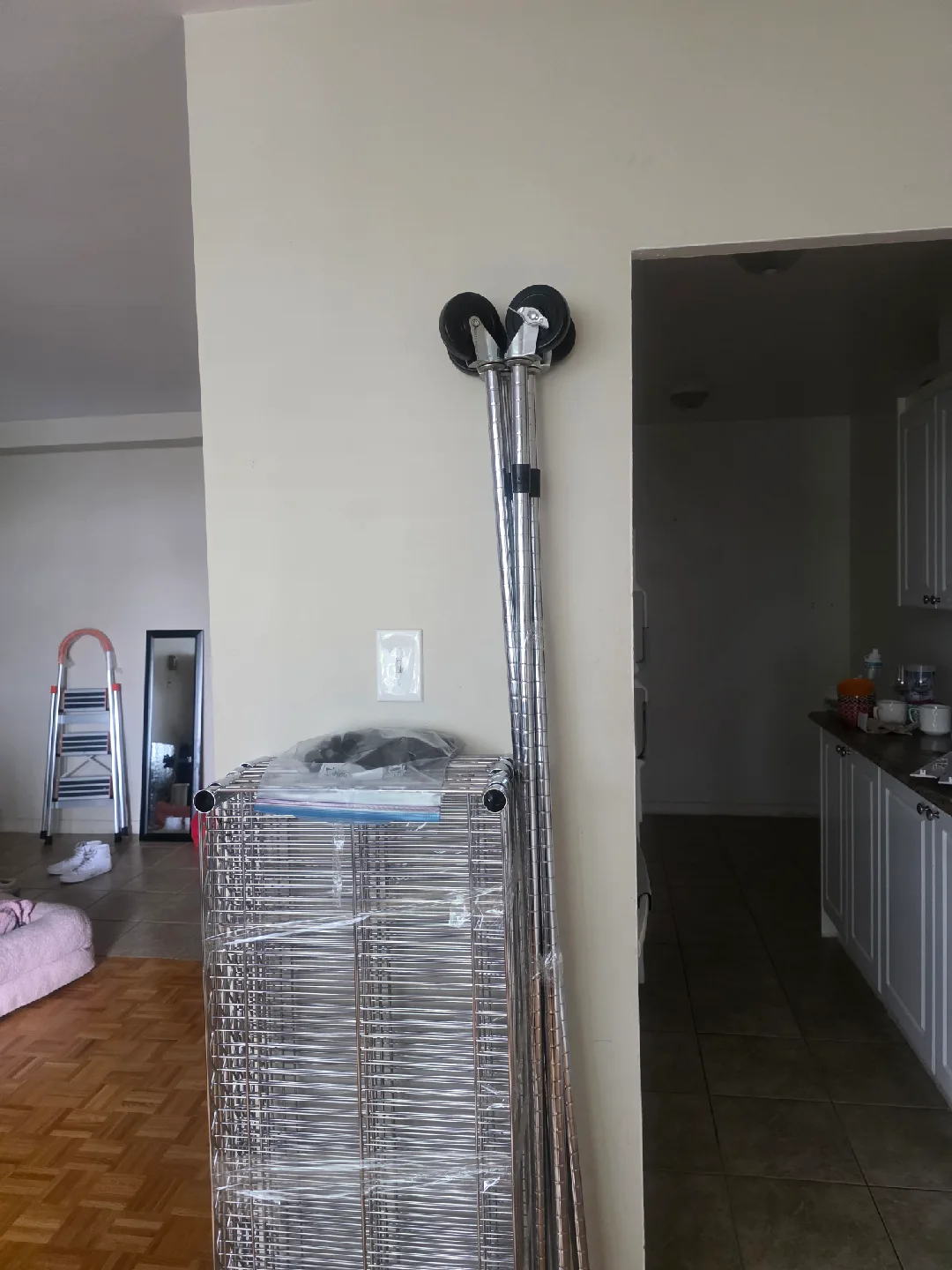 Chrome Wire Shelving Rack image indicator(3)