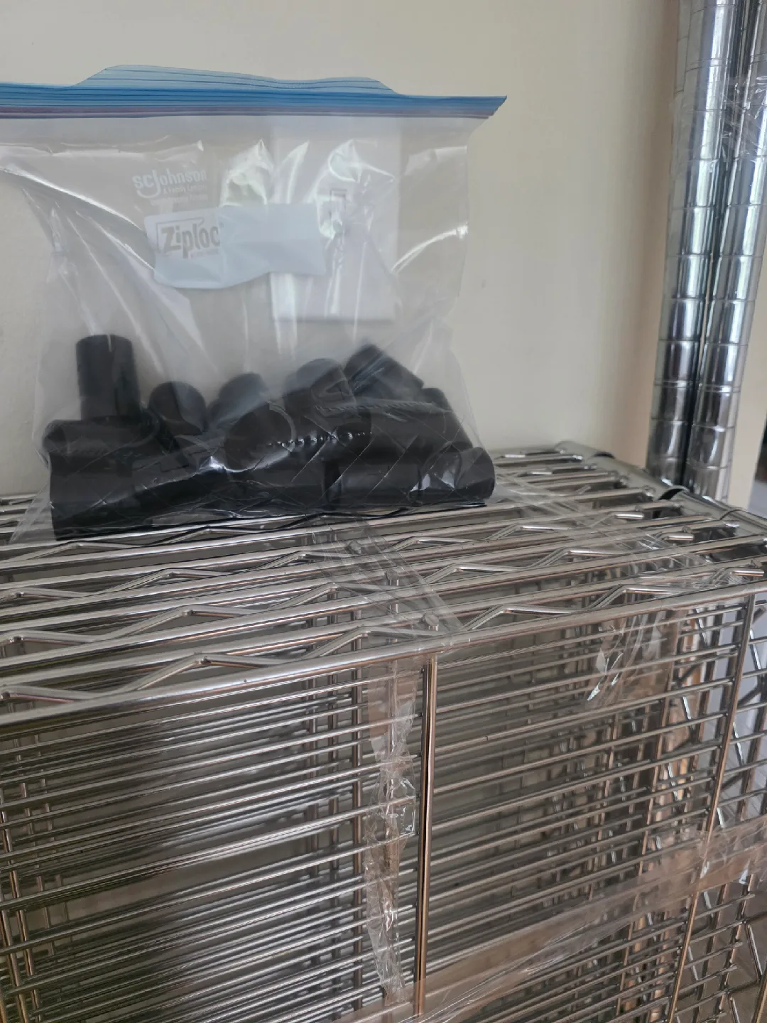 Chrome Wire Shelving Rack image indicator(4)